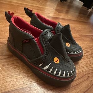 Baby/toddler size 4 Shark VANS